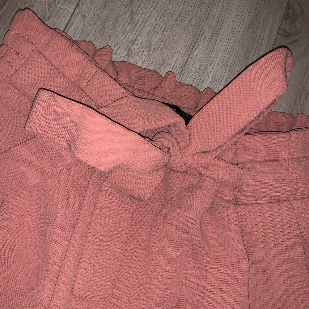 Salmon pink flowy tie up pant from Zara